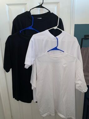 Pro Club Crew Neck T-Shirt Bundle - Black & White
